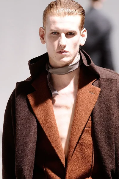 Look 66